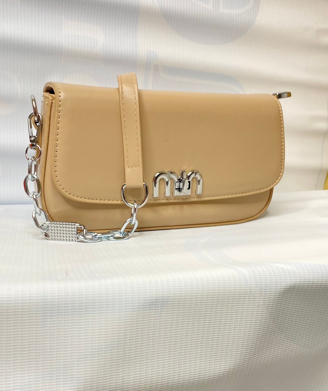 Leather Shoulder Bag ( beige )